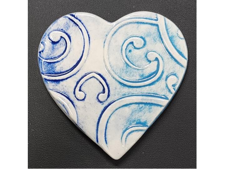 Heart Kowhaiwhai Medium B - Borrowed Earth