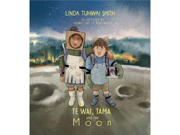 Te Wai Tama and The Moon - Linda Tuhiwai Smith