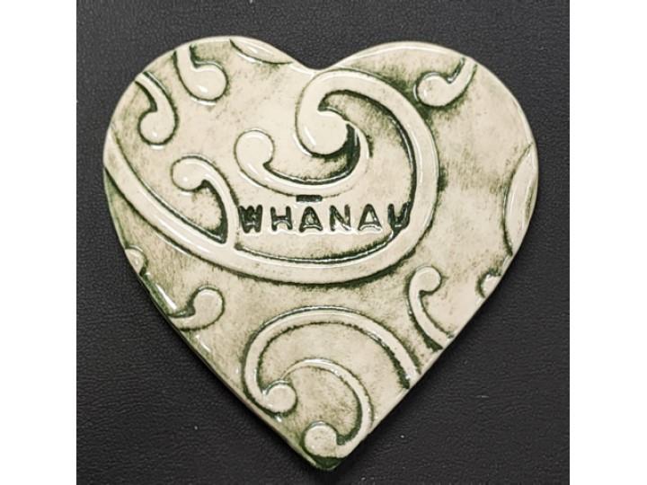 Heart Kowhaiwhai Medium C - Borrowed Earth