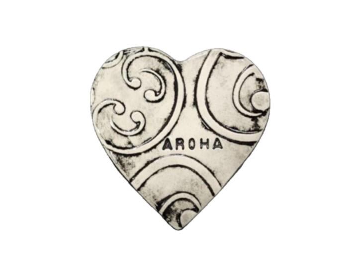 Heart Kowhaiwhai Medium A - Borrowed Earth