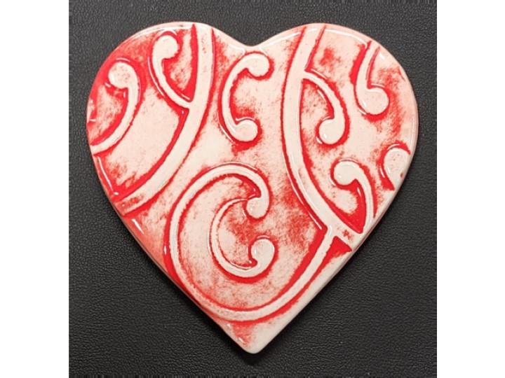 Heart Kowhaiwhai Medium F - Borrowed Earth