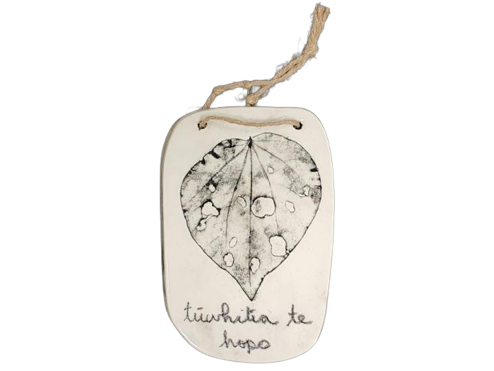Wall Hanging Whakatauki Med D - Borrowed Earth