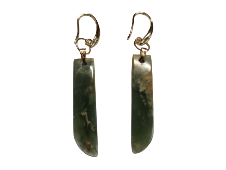 Pounamu Green Stone Earring Artistic Design 1