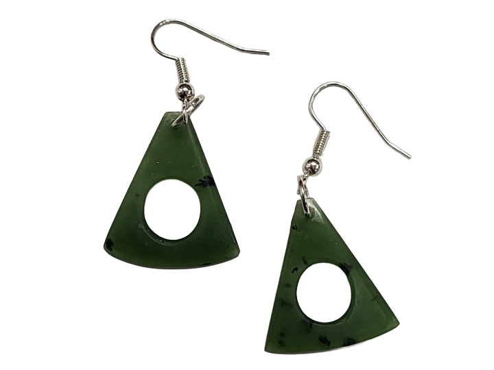 Pounamu Green Stone Earring Artistic Design 3
