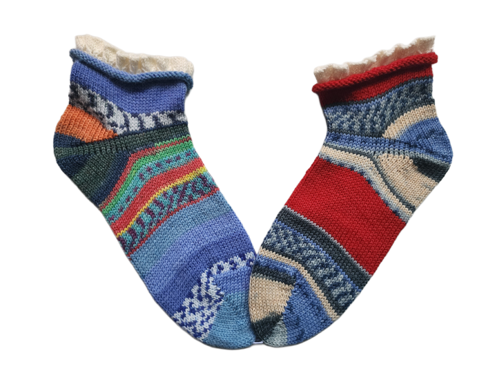 Handknitted Odd Frill Socks Adult Medium (A)