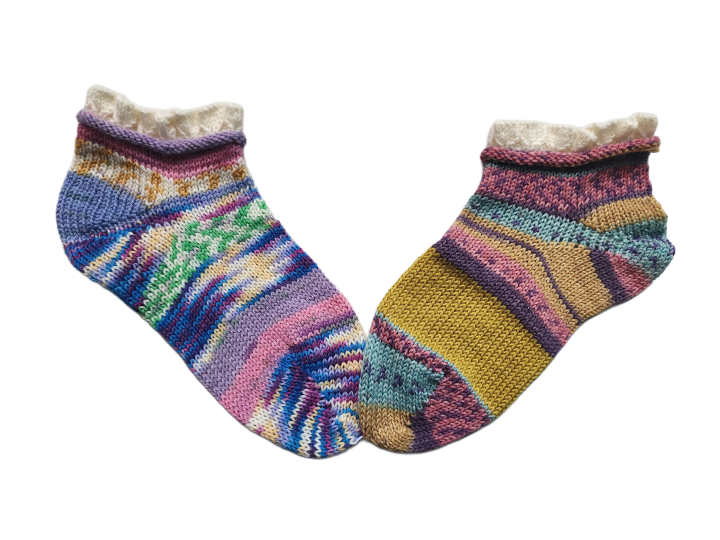 Handknitted Odd Frill Socks Adult Small (C)